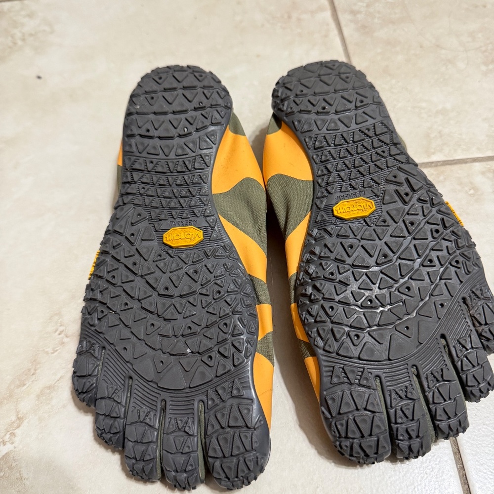 Vibram Five Fingers V-Alpha Women's Orange Military Barefoot Shoes 37 - Picture 5 of 6